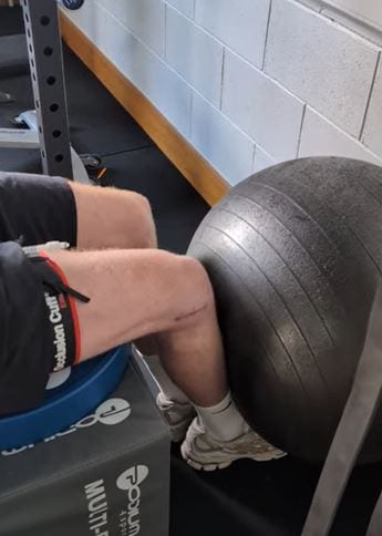 ACL rehabilitation session